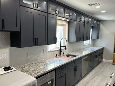 New Kitchen Cabinets